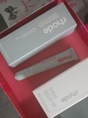 RHODE Lip Primer Tube in Soft Pink